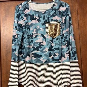 Blue and gray Camo shirt with gold pocket